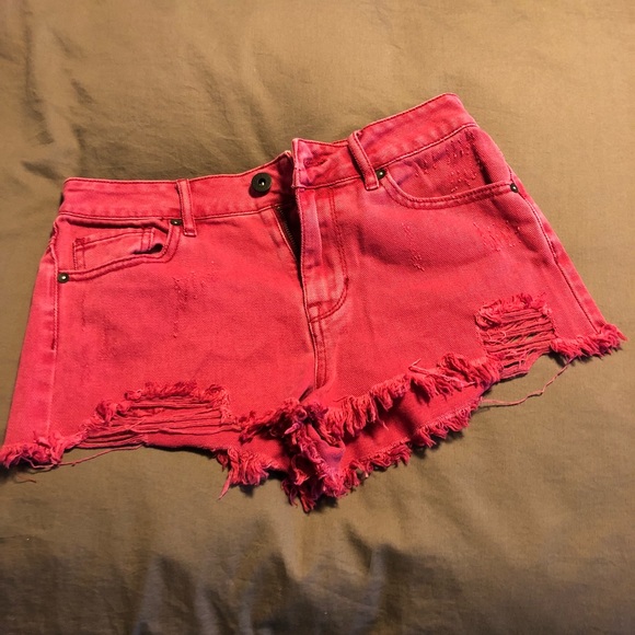 Bullhead Pants - Red jean shorts!